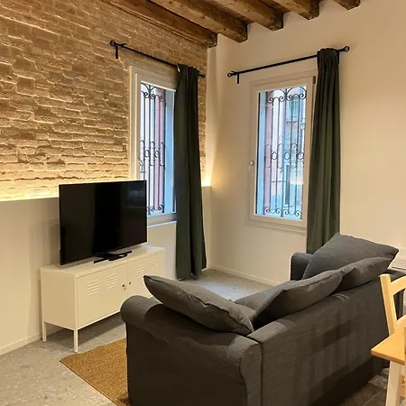 Ca'mara Biennale Apartamento *